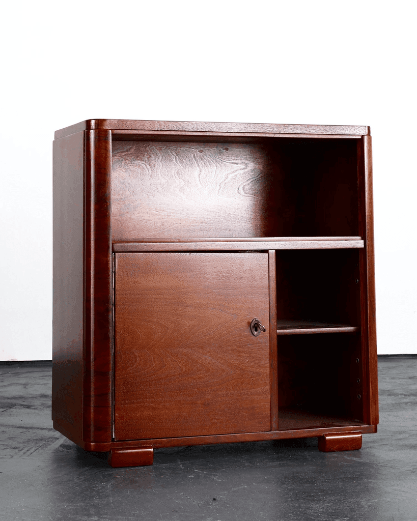 Pair Of Modernist Weimar Walnut Bedsides