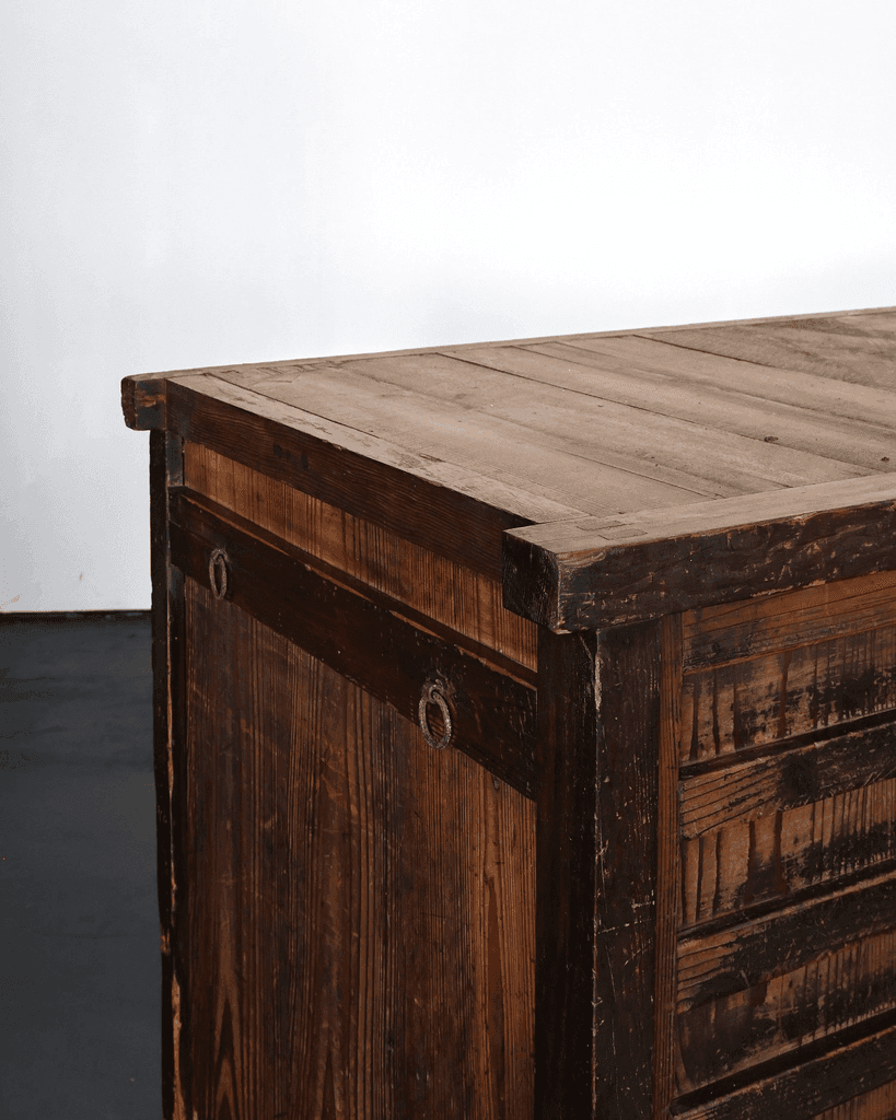 Large Edo Period Japanese Tansu/Sideboard